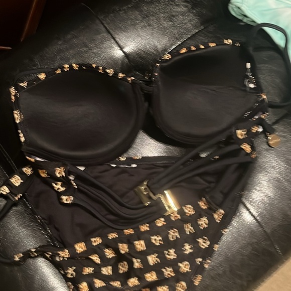 Two swimsuits - Minkpink and Reef - Picture 6 of 7